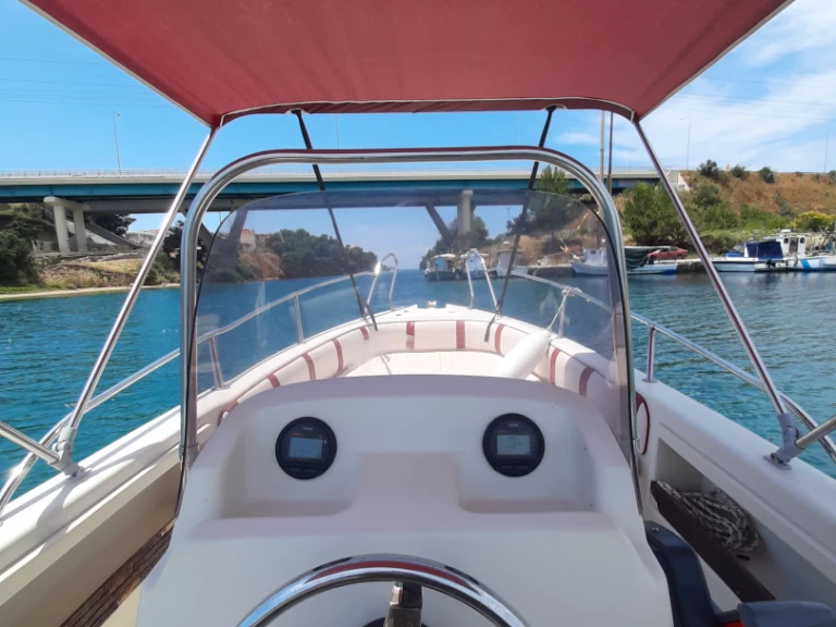 Louez un Karel Open à Néa Potídhaia