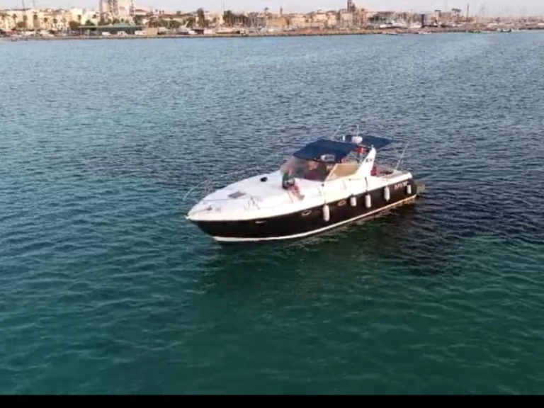 Location bateau Azimut AZIMUT 38 à Alghero sur Samboat