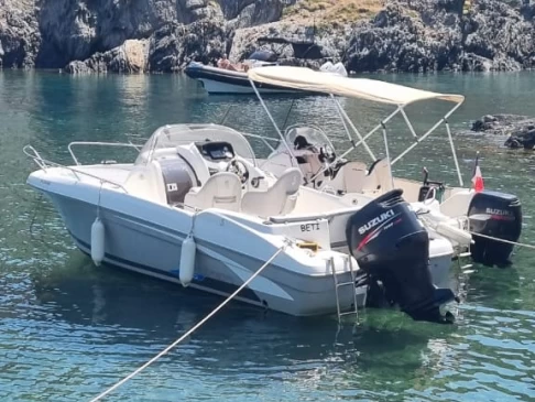 Location Bateau à moteur à Argelès-sur-Mer - Bénéteau Flyer 650 Open