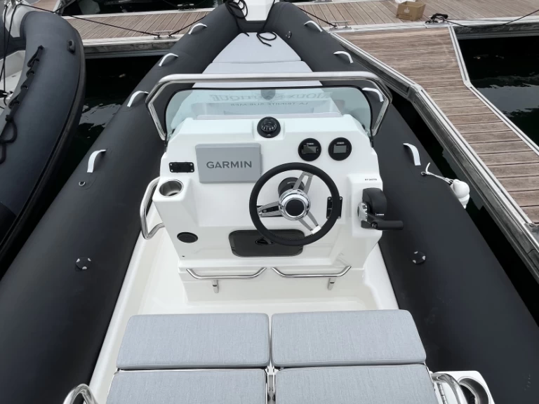 Location Semi-rigide Zodiac avec permis