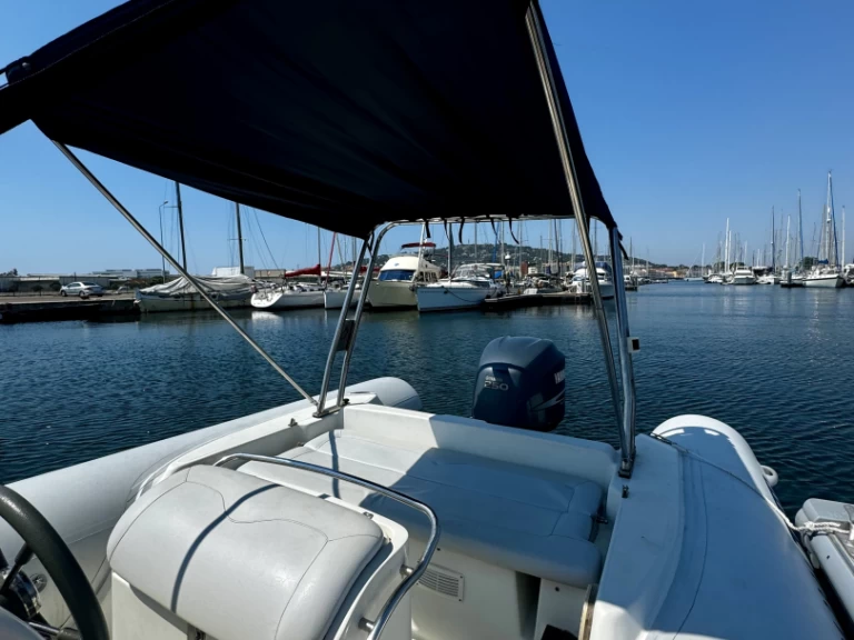 Location bateau Lomac Lomac 760 IN à Sète sur Samboat