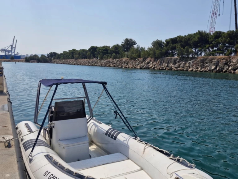 Location Bateau à moteur SC avec permis