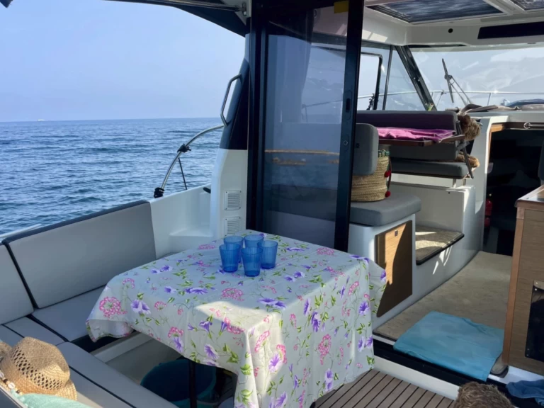 Jeanneau Merry Fisher 895 Cruiser a louer à Mandelieu-la-Napoule