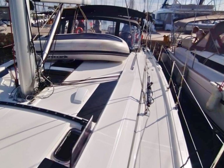 Location à Álimos - Bénéteau Oceanis 46.1 sur SamBoat