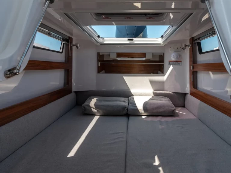 Location bateau Trogir pas cher Axopar 28 T-Top