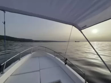 Motorboat for rent Vibo Marina at the best price