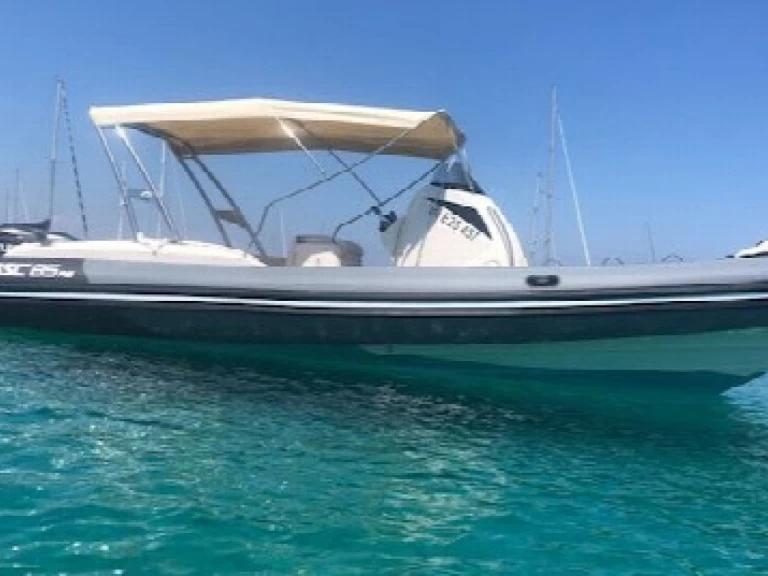 Louer Bateau à moteur avec ou sans skipper Bsc à Port de Hyères (St Pierre)