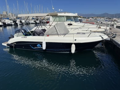 Uthyrning Motorbåt  Pacific Craft med en båtlicens 