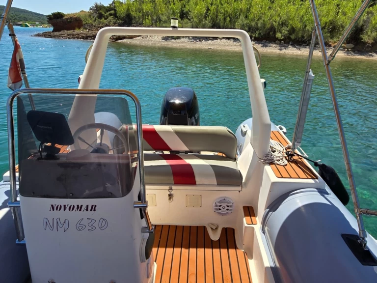 Location bateau Novalja pas cher NM630