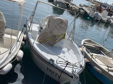 Barca a motore a noleggio a Gaeta al miglior prezzo