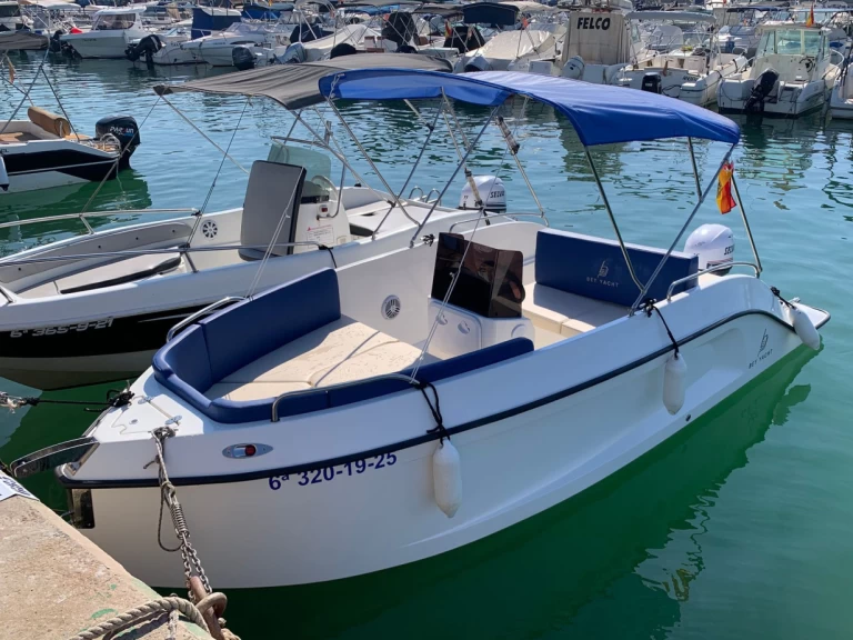 Location à Puerto Marina Benalmadena - Bey Yacht 18 sur SamBoat