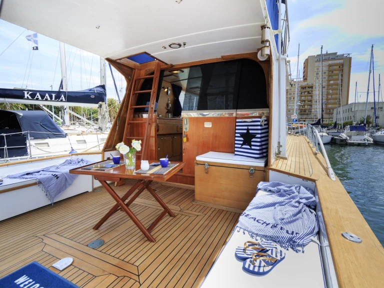 Location bateau Stella Maris STELVIO CS287/D à Cagliari Port sur Samboat