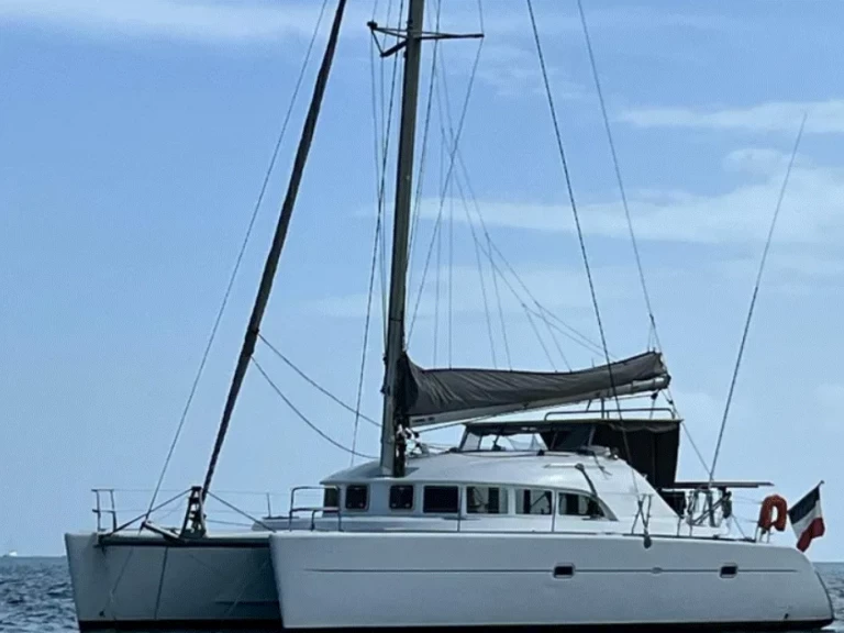 Location Catamaran Lagoon avec permis