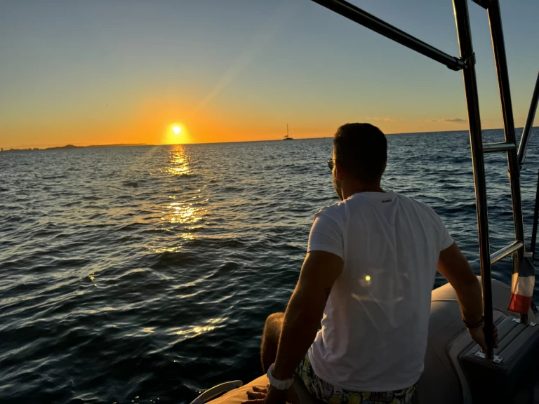 Location à Saint Martin - 3D Tender Lux 655 sur SamBoat