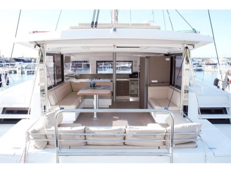 Location à Castellammare di Stabia - Bali Catamarans Bali 4.3 sur SamBoat