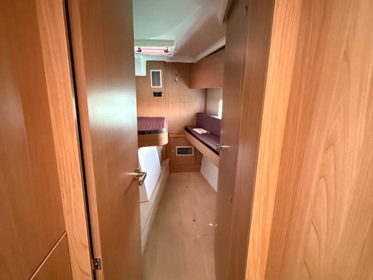 Catamaran à louer à Capo d'Orlando au meilleur prix