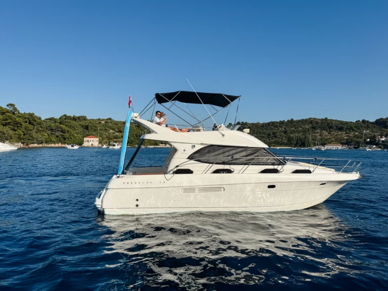 Location à Dubrovnik - Jeanneau Prestige 36 Fly sur SamBoat