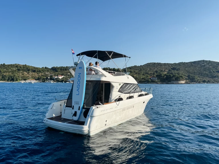 Jeanneau Prestige 36 Fly a louer à Dubrovnik