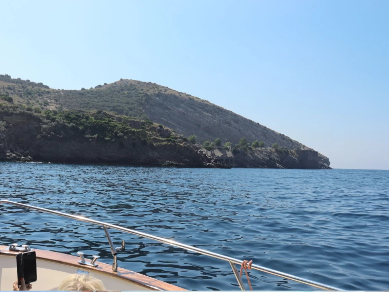 Location bateau Massa Lubrense pas cher Gozzo sorrentino