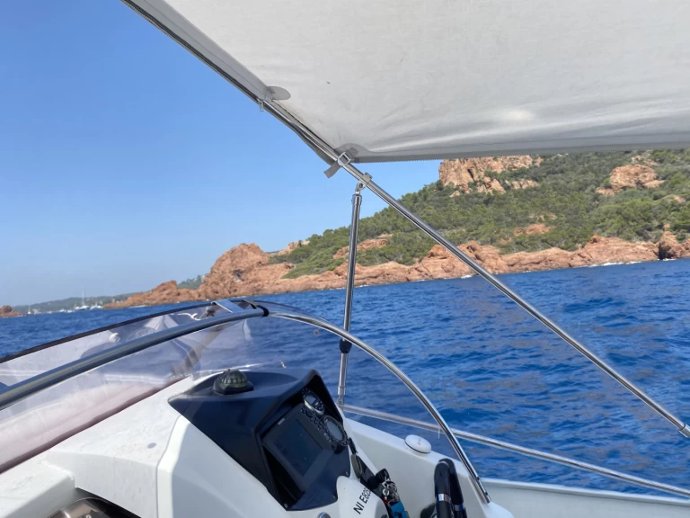 Bénéteau Flyer 650 Sun Deck a louer à Mandelieu-la-Napoule