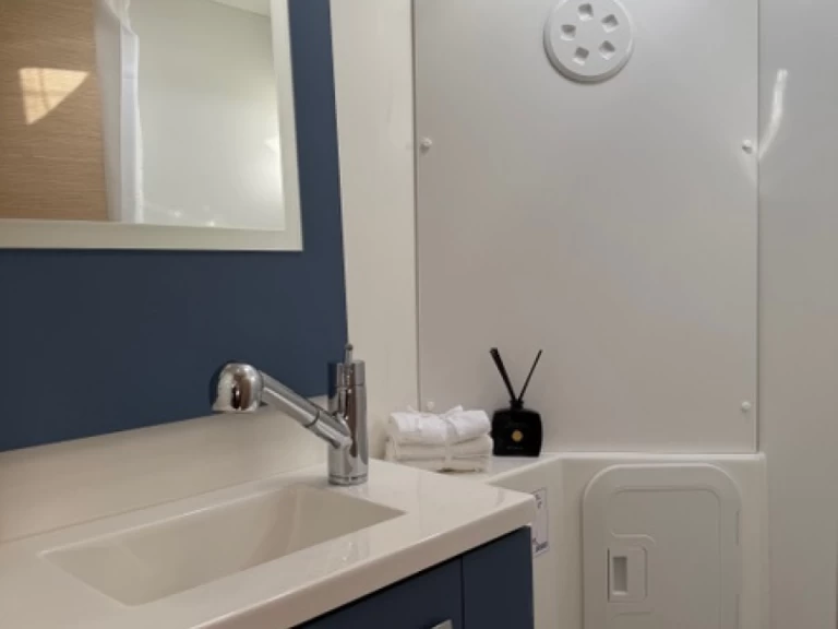 Location Catamaran Fountaine Pajot avec permis