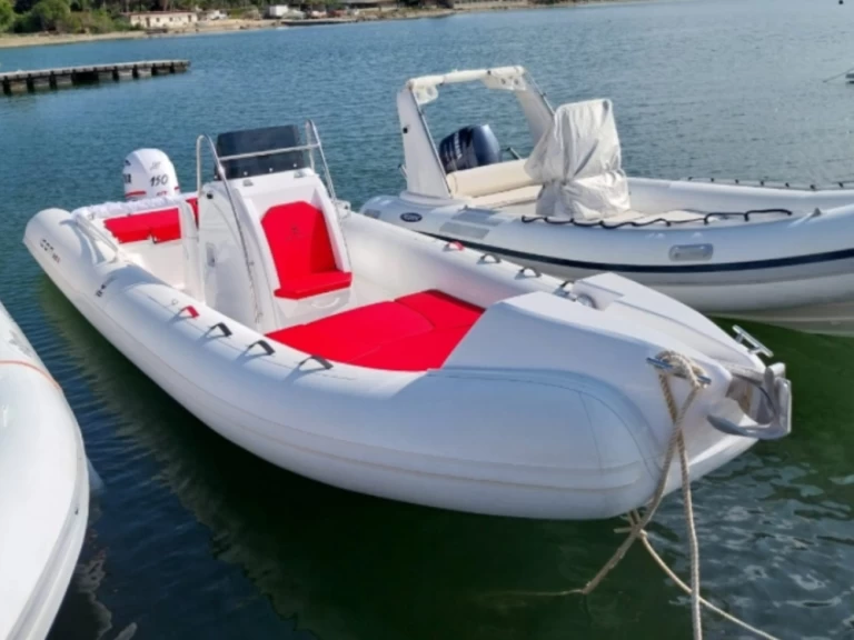 Location Semi-rigide icon avec permis