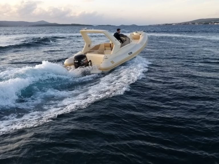 Location bateau Solemar 25.1 à Biograd na Moru sur Samboat