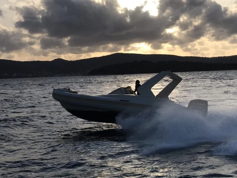 Location Semi-rigide Solemar avec permis