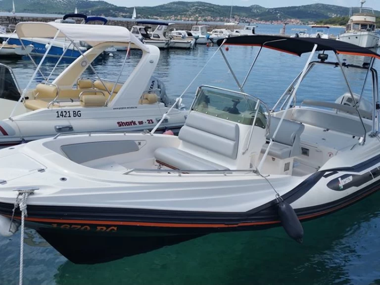 Louez un Zar Zar 65 à Biograd na Moru