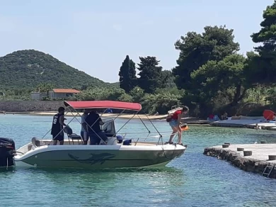 Fisher 20 DECK de alquiler a Biograd na Moru