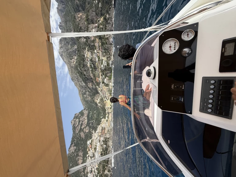 Location bateau Capri pas cher SUNSIX