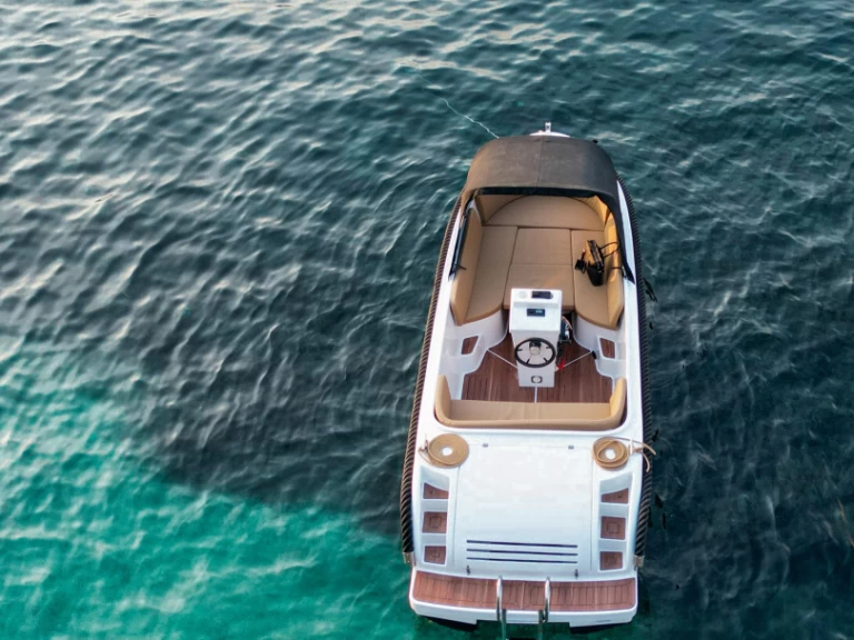 Louer Bateau à moteur avec ou sans skipper BRB à Mandelieu-la-Napoule