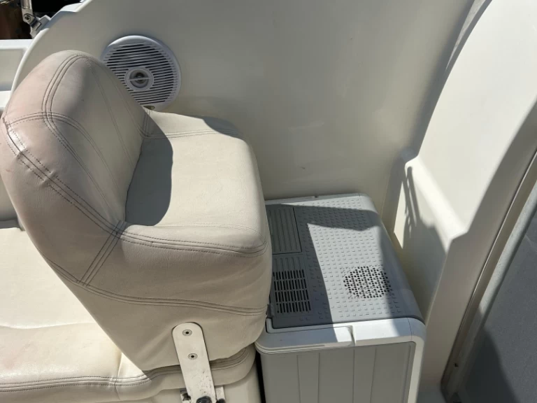 Bateau à moteur à louer à l'Escala au meilleur prix