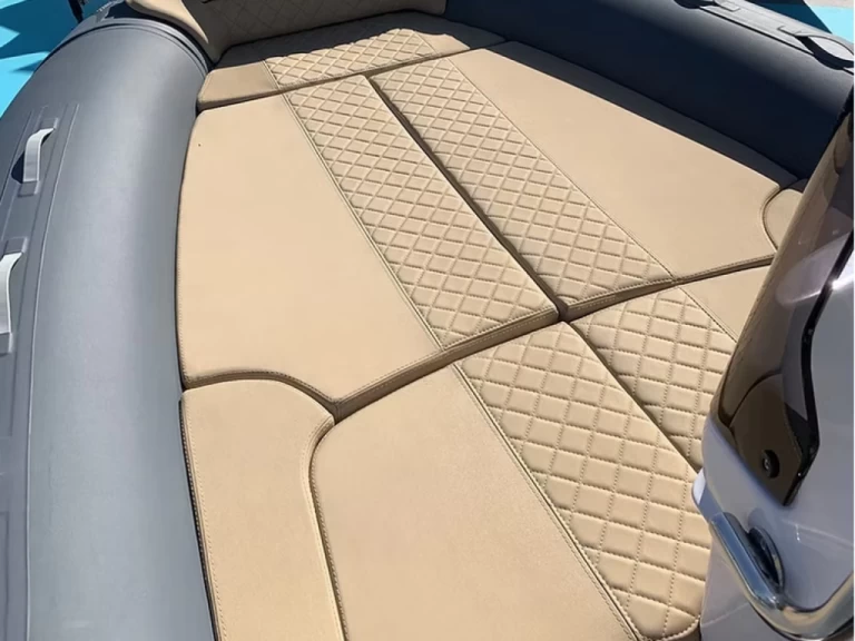 Location Semi-rigide Salpa avec permis