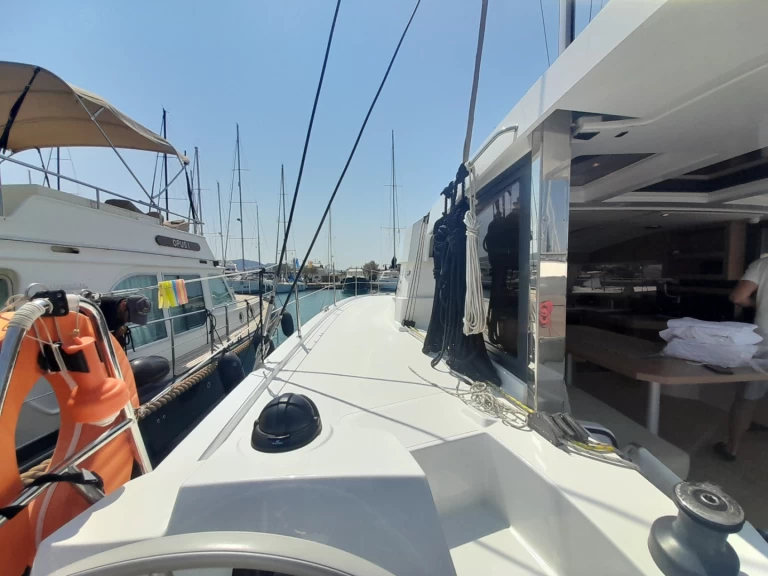 Catamaran à louer à Lefkáda au meilleur prix