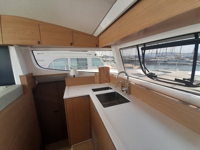 Catamaran à louer à Lefkáda au meilleur prix