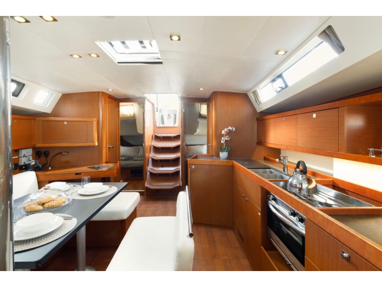 Location bateau Kos pas cher Oceanis 45