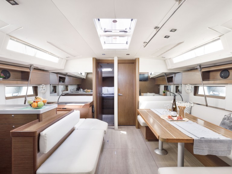 Location à Kos - Bénéteau Oceanis 51.1 sur SamBoat