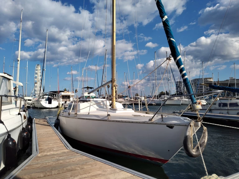 Jeanneau Sangria a louer à Le Barcarès