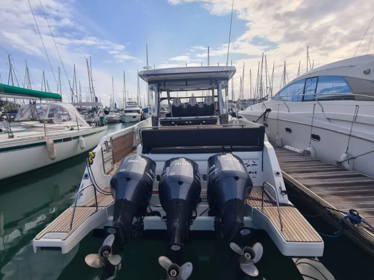 Jeanneau Cap Camarat 12.50 a louer à Les Sables-d'Olonne