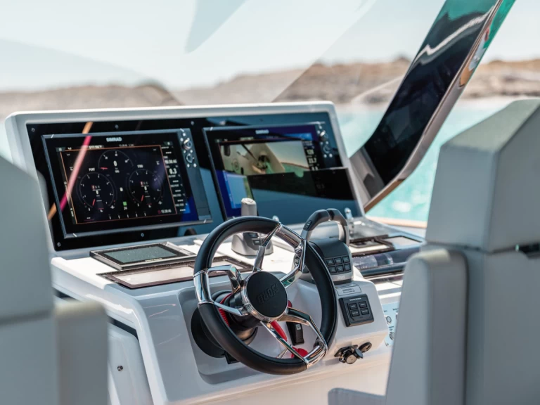 Bateau à moteur à louer à Ibiza (Ville) au meilleur prix