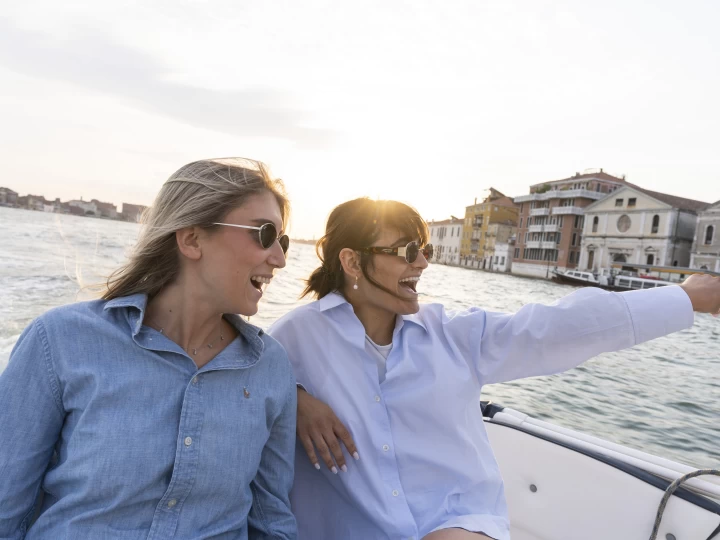 Louer Bateau à moteur avec ou sans skipper Brube à Mestre