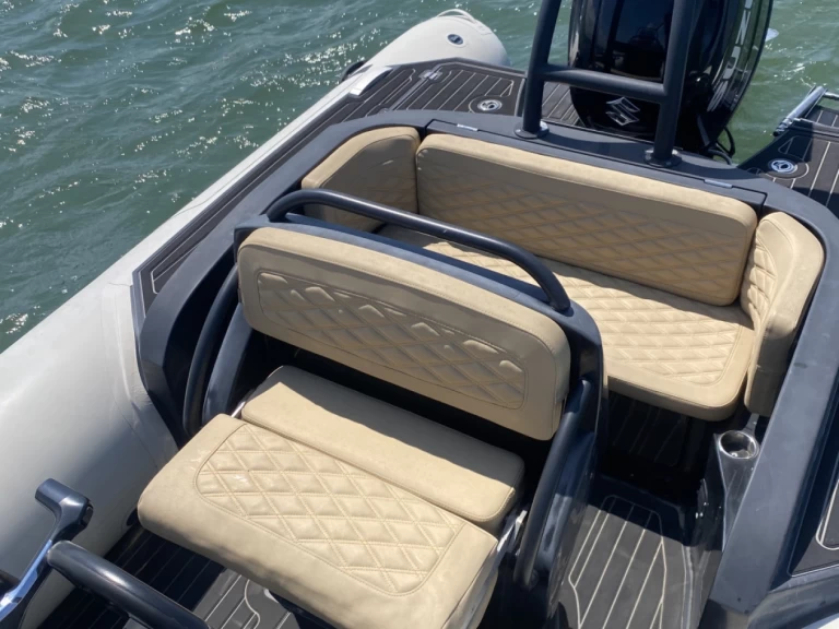 Louer Semi-rigide avec ou sans skipper Highfield à Arcachon