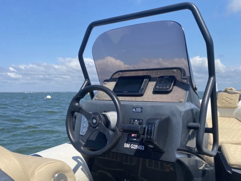 Semi-rigide à louer à Arcachon au meilleur prix