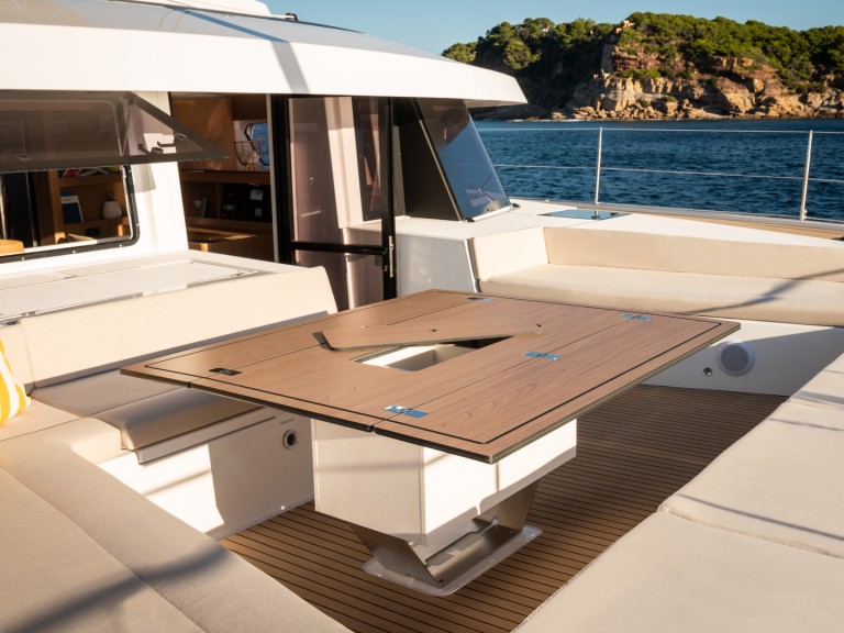 Catamaran à louer à Ibiza (Ville) au meilleur prix