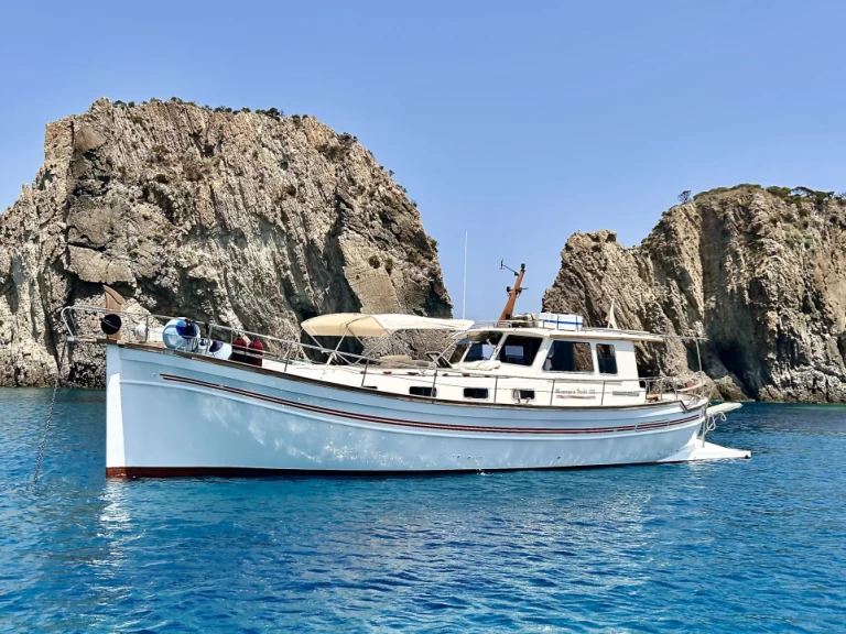 Location Bateau à moteur à Ponza - Menorquin-Yachts Menorquin 150
