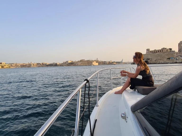 Location Bateau à moteur Jeanneau avec permis