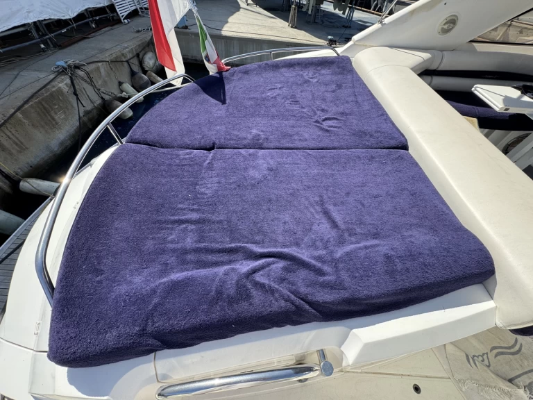Location Bateau à moteur à Roquebrune-Cap-Martin - Sunseeker Portofino 53