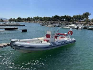 Caribe Caribe UB24 charter bareboat or skippered in  Marseille