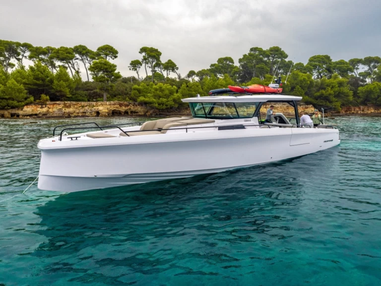 Louez un Axopar Axopar 45 Cross Top à Seget Donji